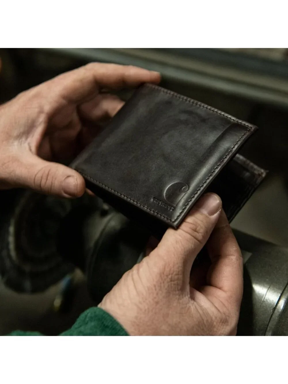 Stylish Oil Tan Leather Wallet for Men - Front Pocket, Passcase & Trifold